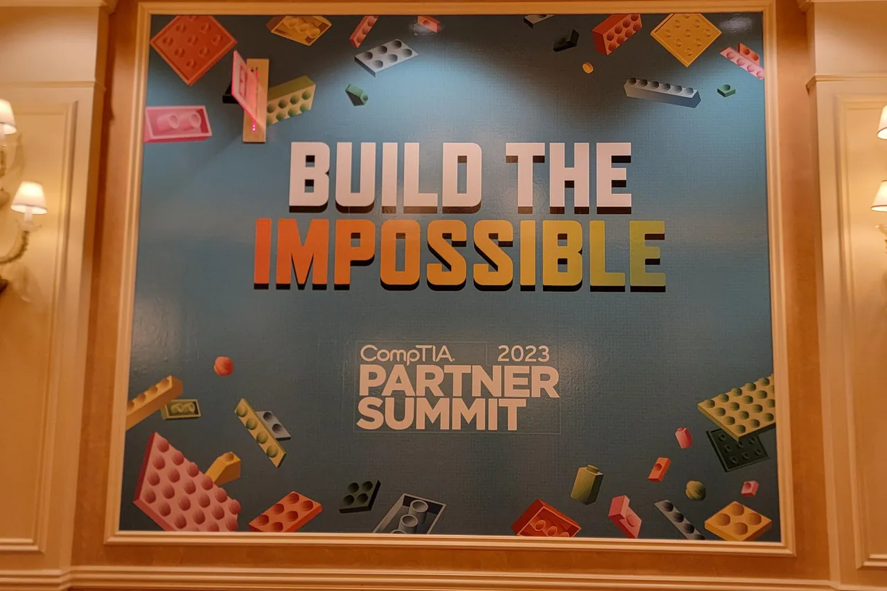 Venetian Convention Center — Large-format convention graphics